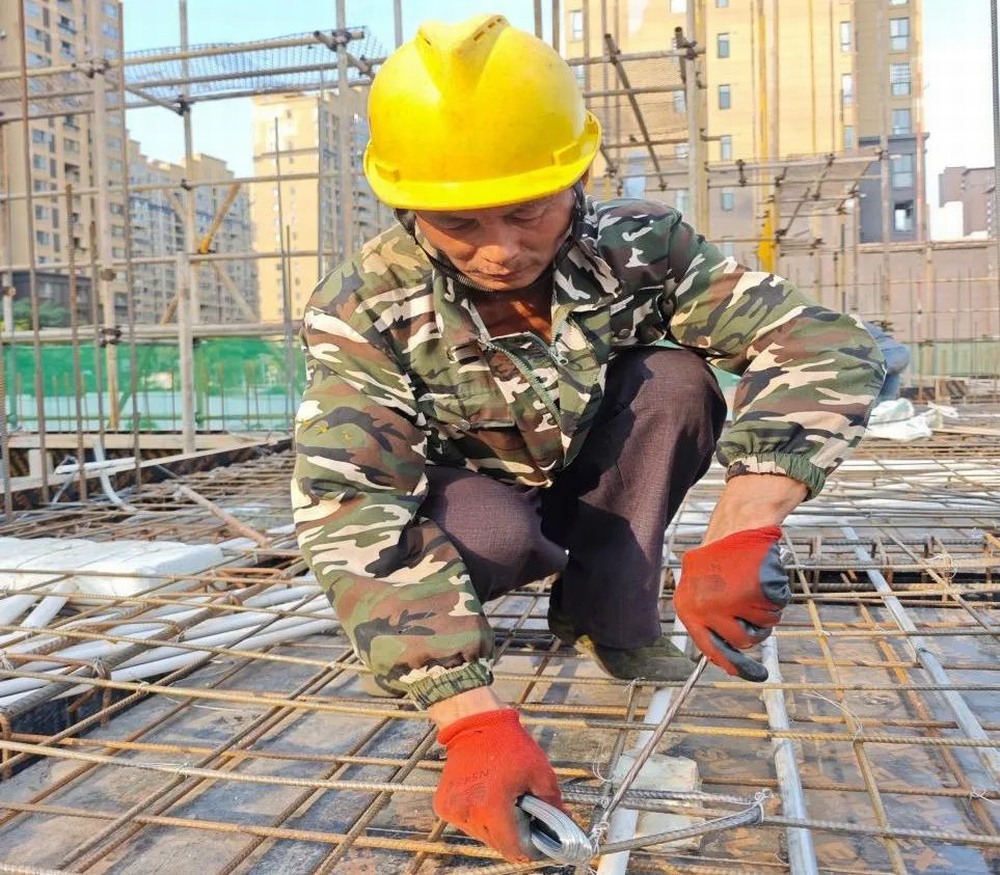 立冬，建筑工人的堅(jiān)守