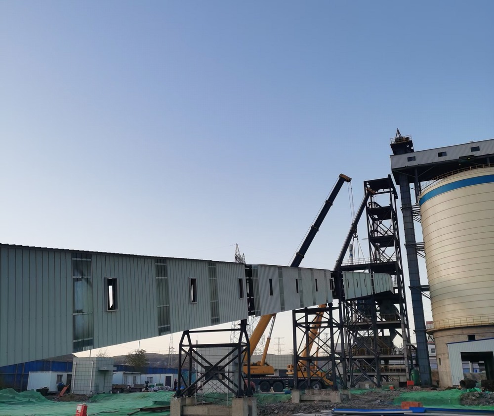 陜煤建設天工公司土建第二十五項目部：細化“人、材、機”管理，助力棧橋順利吊裝