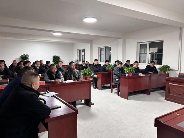 陜煤建設(shè)煤礦運(yùn)營(yíng)服務(wù)分公司：“零三違”實(shí)踐見(jiàn)成效，班組安全管理再上新臺(tái)階