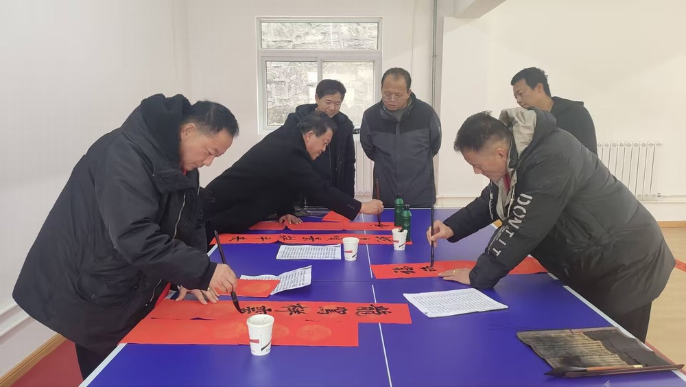 陜煤建設(shè)銅煤公司開展“新春送溫暖”系列活動