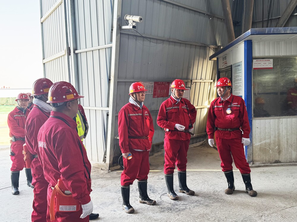 陜煤集團(tuán)安全檢查組到陜煤建設(shè)礦建三公司紅柳林項目部開展一季度安全生產(chǎn)及消防安全大檢查