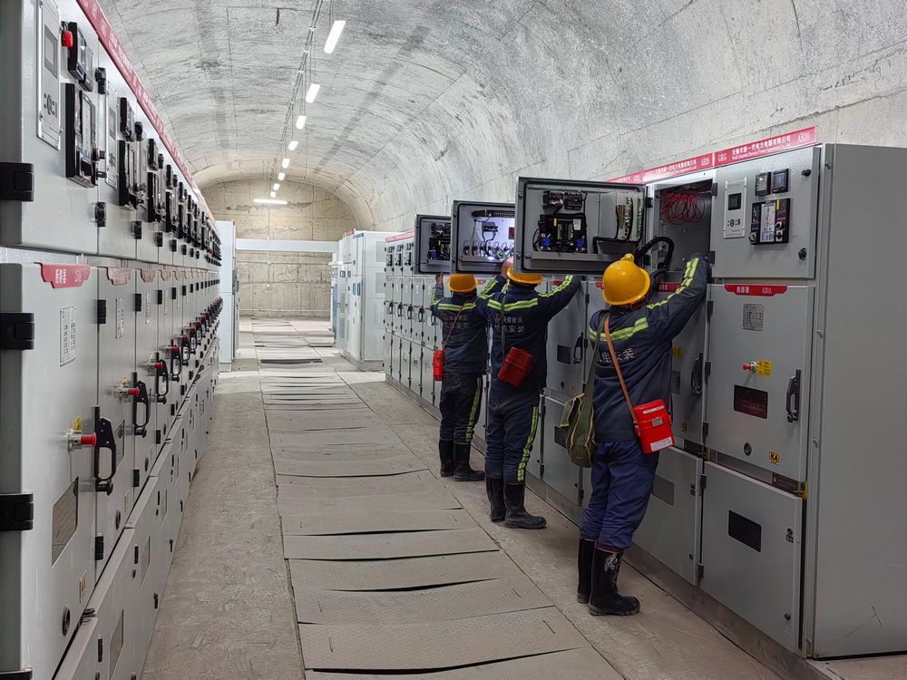 陜煤建設(shè)機(jī)電安裝公司酒鋼項(xiàng)目部：電氣安裝圓滿收官，安全質(zhì)量鑄就口碑