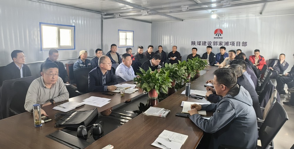 趙敬凱、劉保江到郭家灘項(xiàng)目檢查指導(dǎo)工作