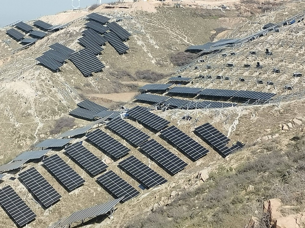 陜煤建設(shè)韓城分公司安裝四項目部：陜煤電力夏縣100MW光伏發(fā)電項目全力沖刺430首并目標(biāo)