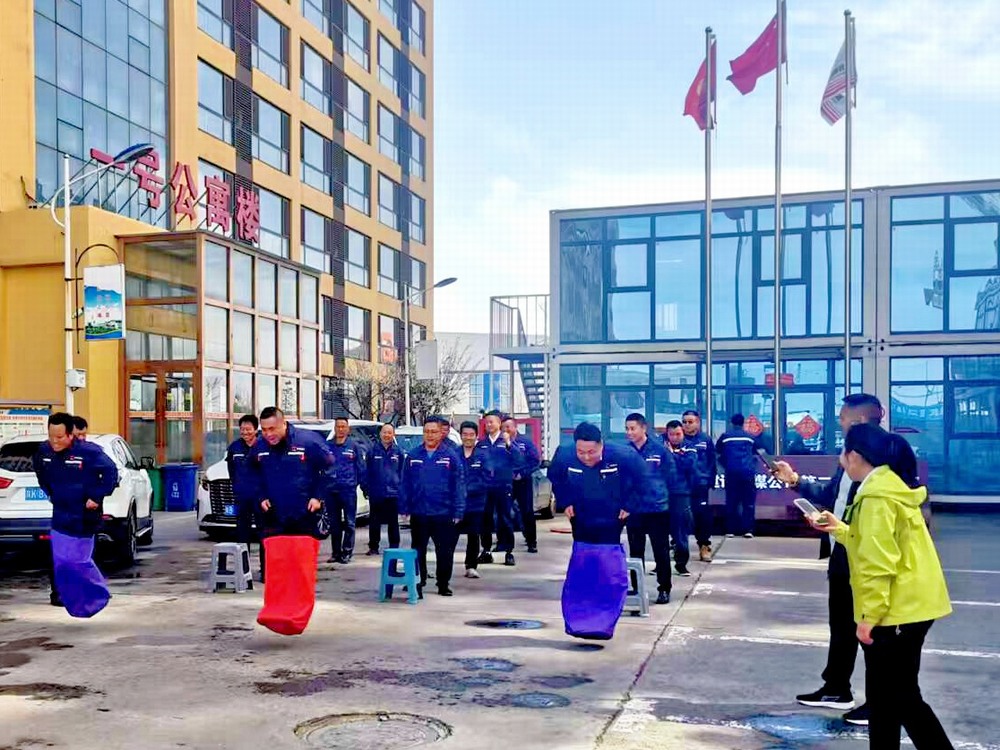 陜煤建設(shè)銅煤公司：深入基層送歡樂 送祝福