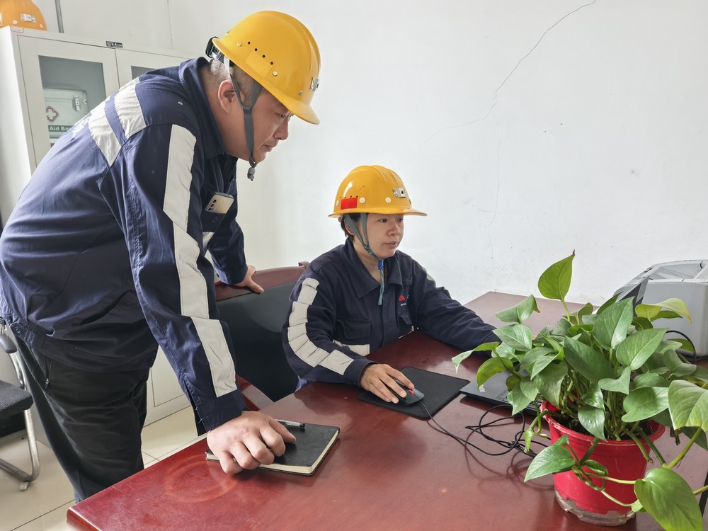 陜煤建設洗選煤運營公司：“煤”好堅守  為愛同行