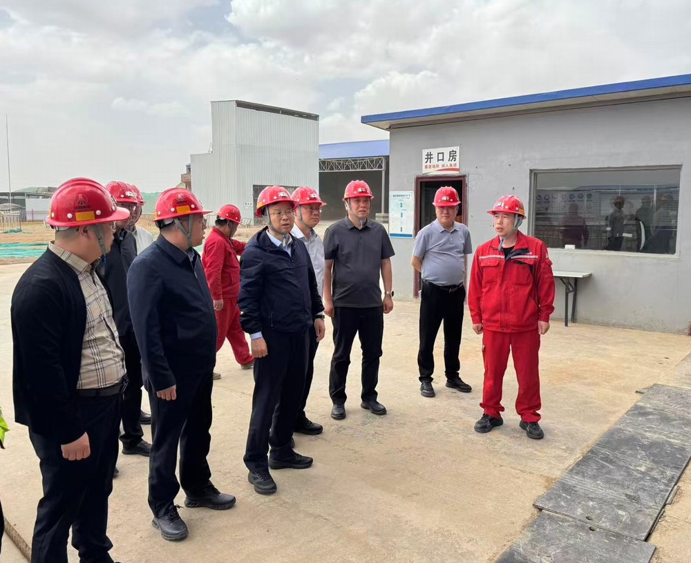 王軍勝深入陜煤建設(shè)礦建三公司紅柳林項(xiàng)目部檢查指導(dǎo)工作