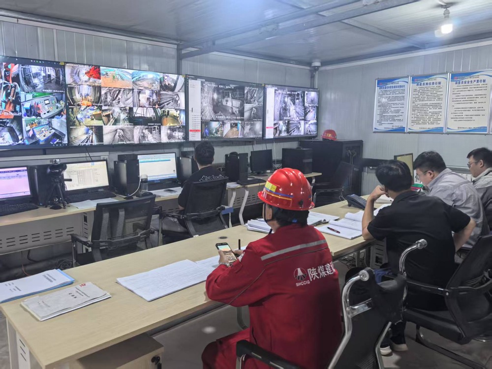 陜煤建設(shè)礦建二公司郭家灘項目部：多層密織安全防護網(wǎng)