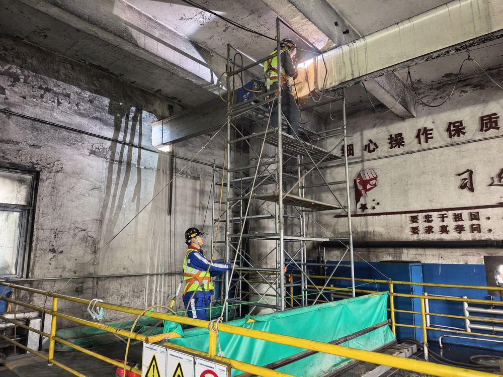 陜煤建設(shè)洗選煤運(yùn)營公司第二項目部：攻堅落煤塔除鐵器安裝，以精細(xì)施工護(hù)航煤礦安全運(yùn)營